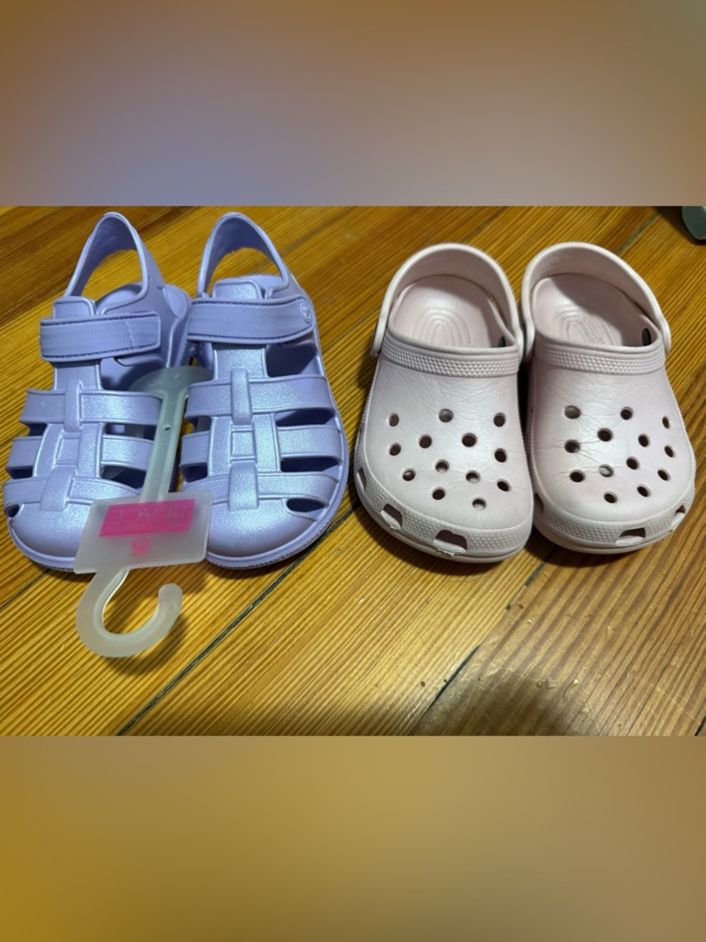 Toddler girl (2) sandals 8C